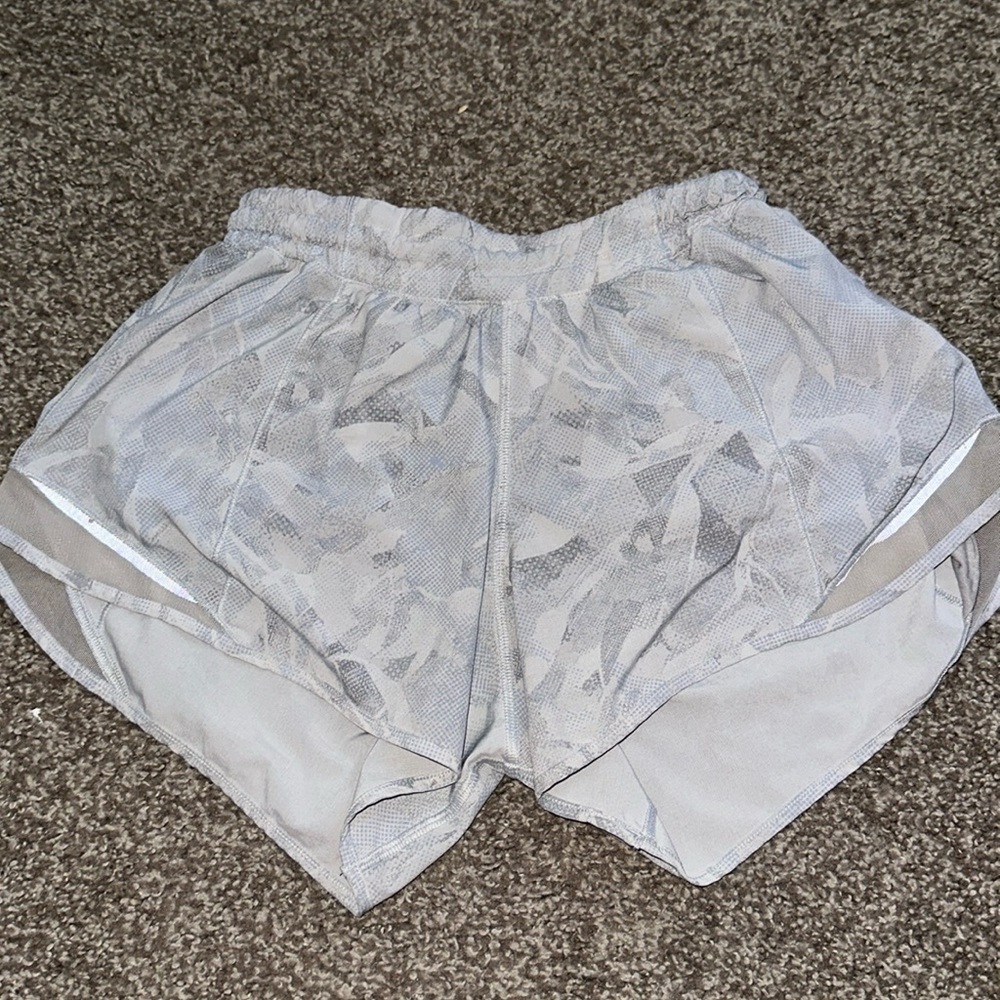 Lulu lemon shorts!